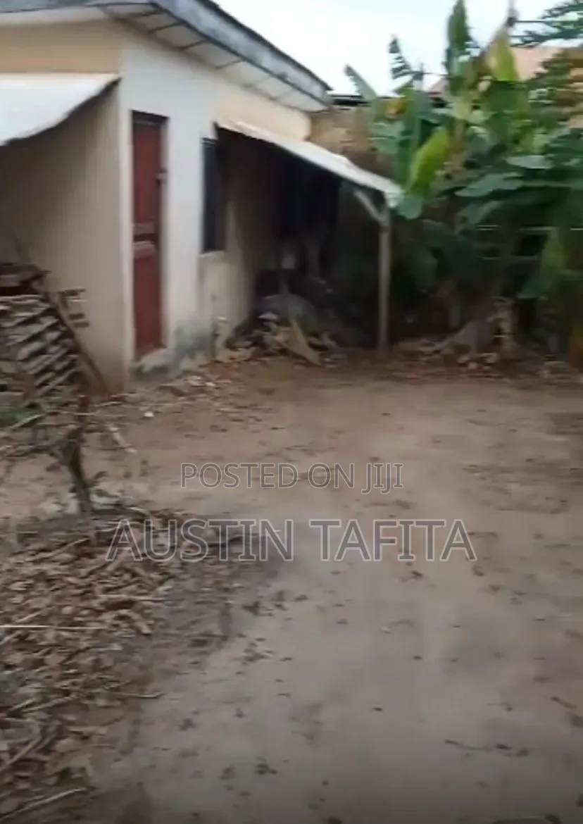 4bdrm Bungalow in Unique Estate, Baruwa for sale in Baruwa