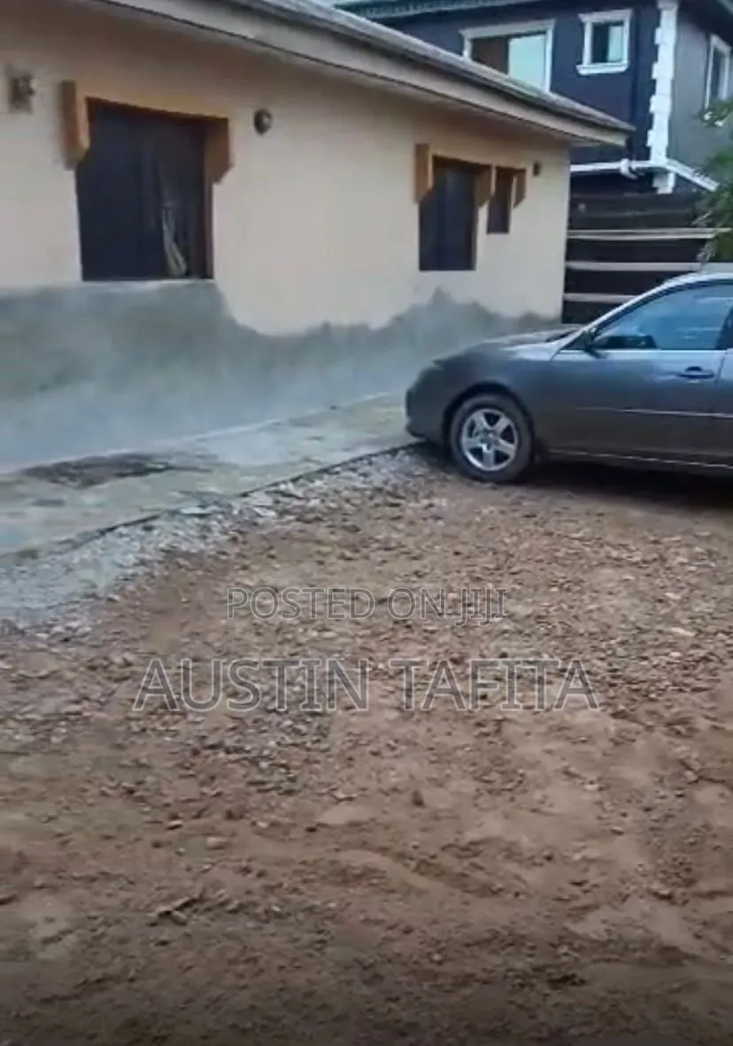 4bdrm Bungalow in Unique Estate, Baruwa for sale in Baruwa