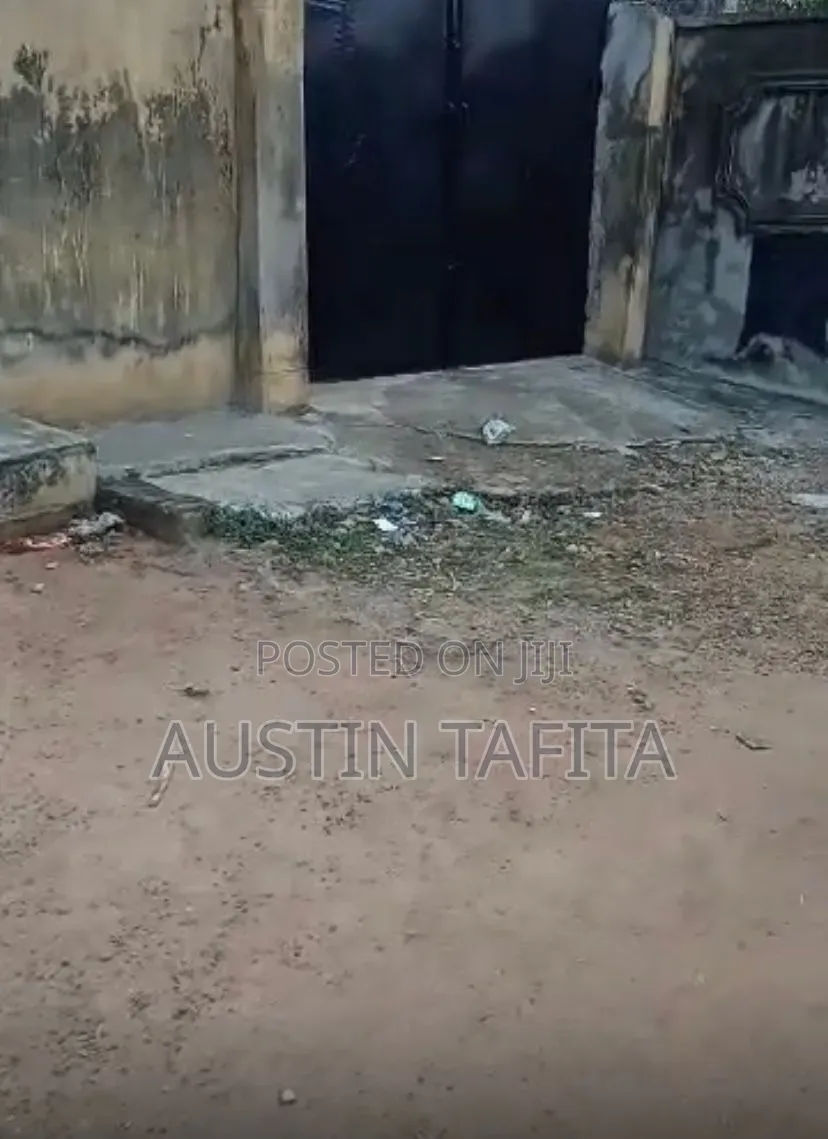 4bdrm Bungalow in Unique Estate, Baruwa for sale in Baruwa