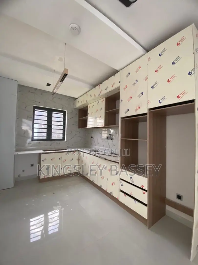 3bdrm Apartment in Lekki Phase 1 for sale in Lekki Phase 1