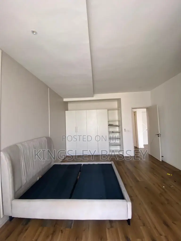 2bdrm Apartment in Lekki, Ikate for sale in Ikate