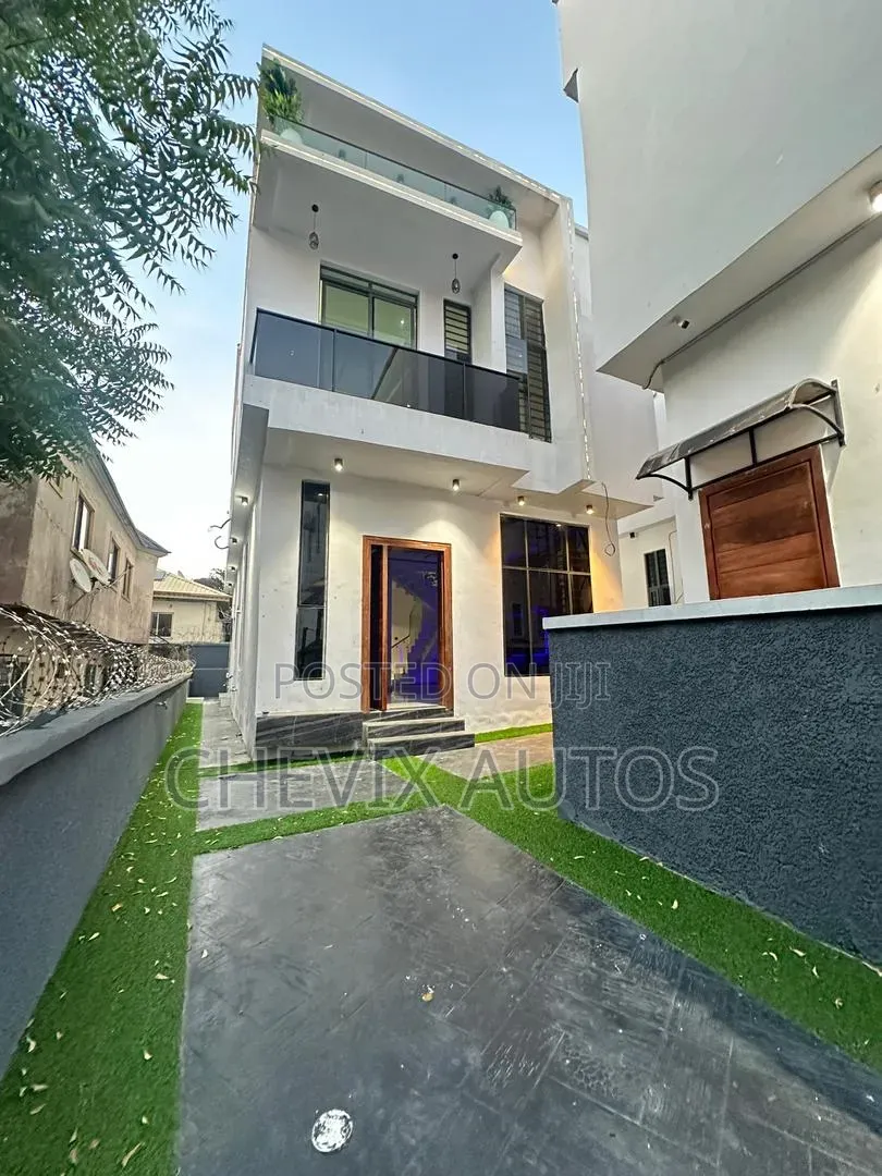 4bdrm Duplex in Olokonla for sale in Olokonla