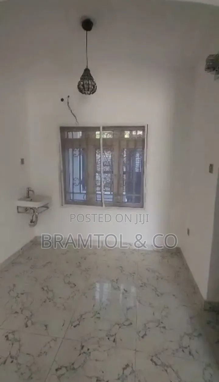 2bdrm Block of Flats in Jahi District, Abuja, Jabi for rent in Jabi