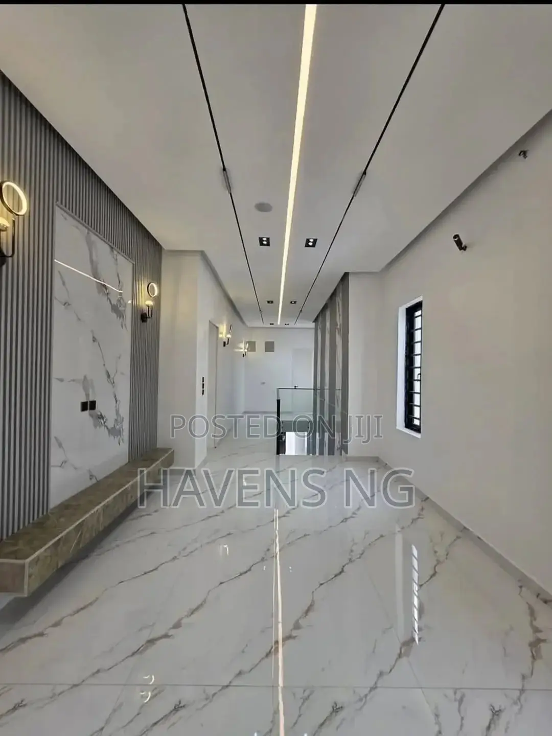 5bdrm Duplex in Ikota for sale in Ikota