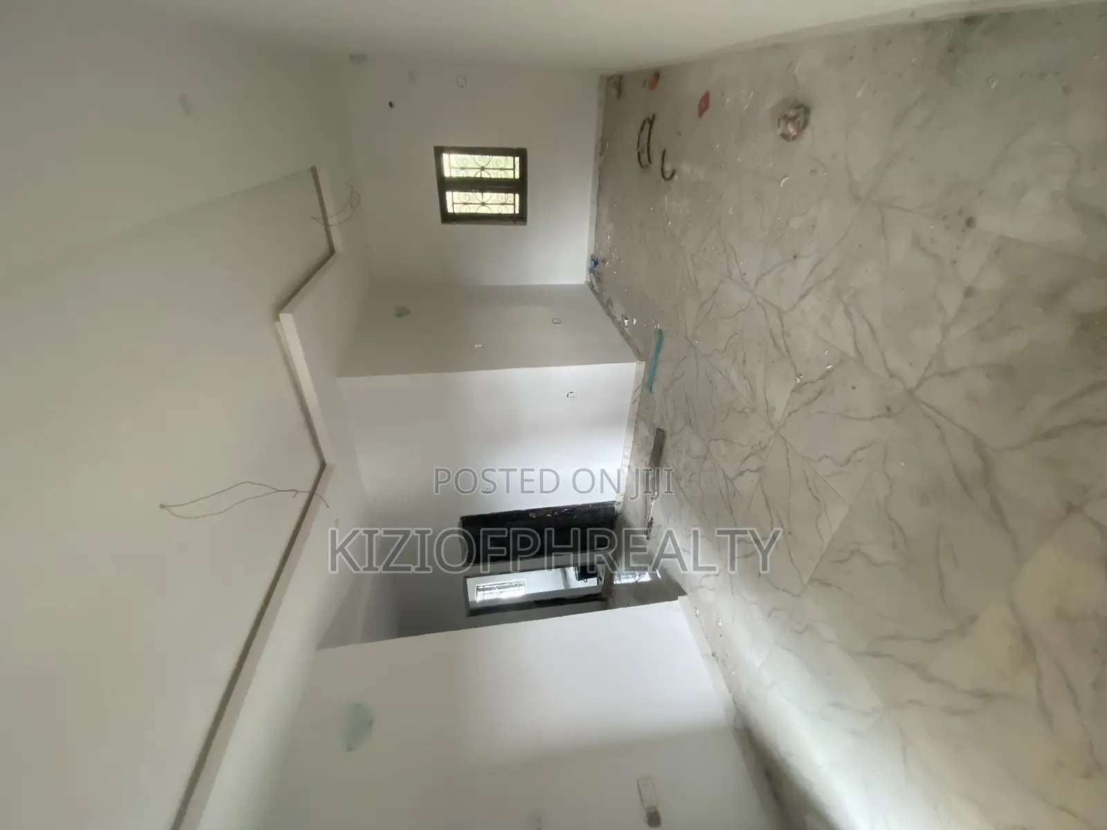 Furnished 2bdrm Block of Flats in Off Sars Road, Obio-Akpor for rent in Obio-Akpor