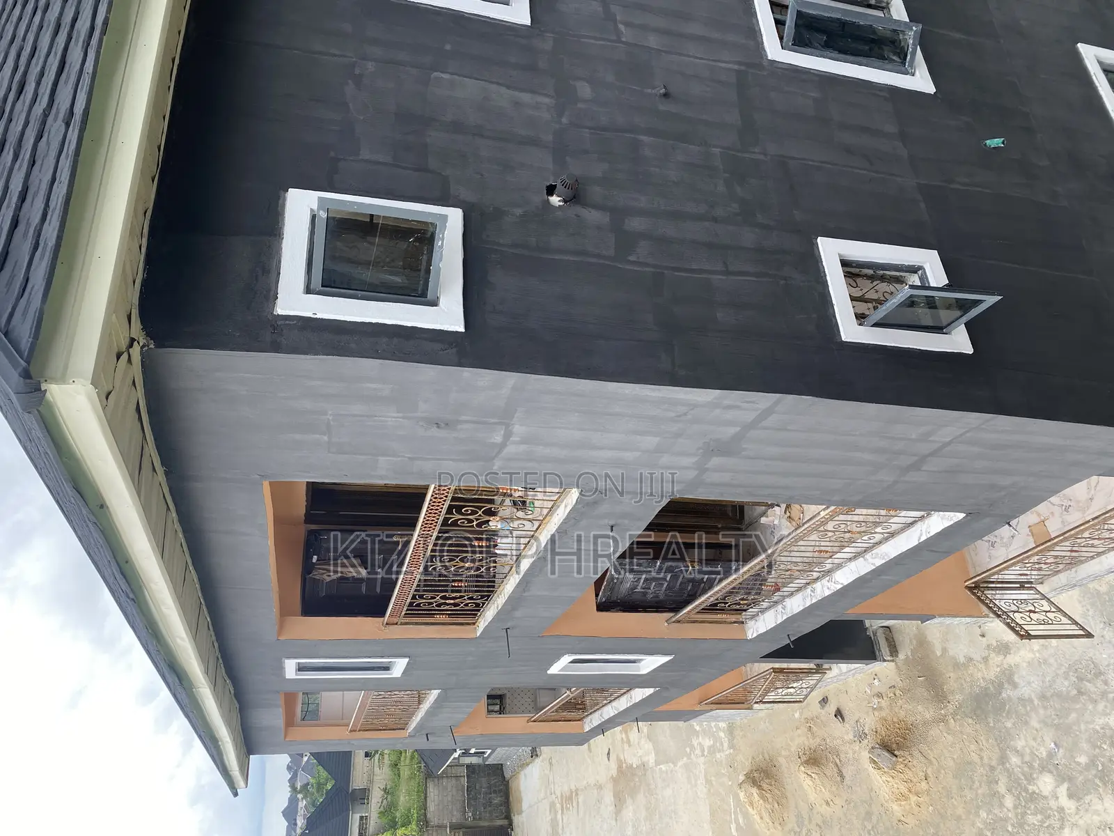 Furnished 2bdrm Block of Flats in Off Sars Road, Obio-Akpor for rent in Obio-Akpor