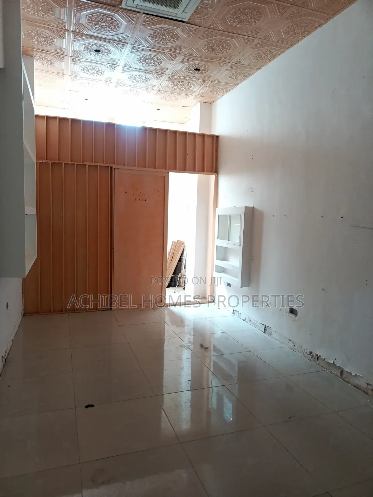 20.3 Square Meter Shop Space at Oniru in Lekki Expressway