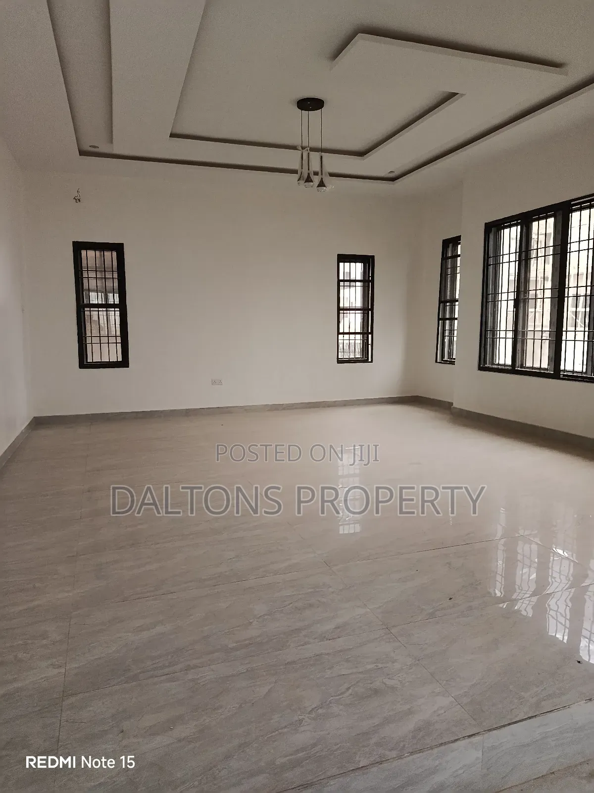 6bdrm Duplex in Naskaze Home, Lugbe District for sale in Lugbe District