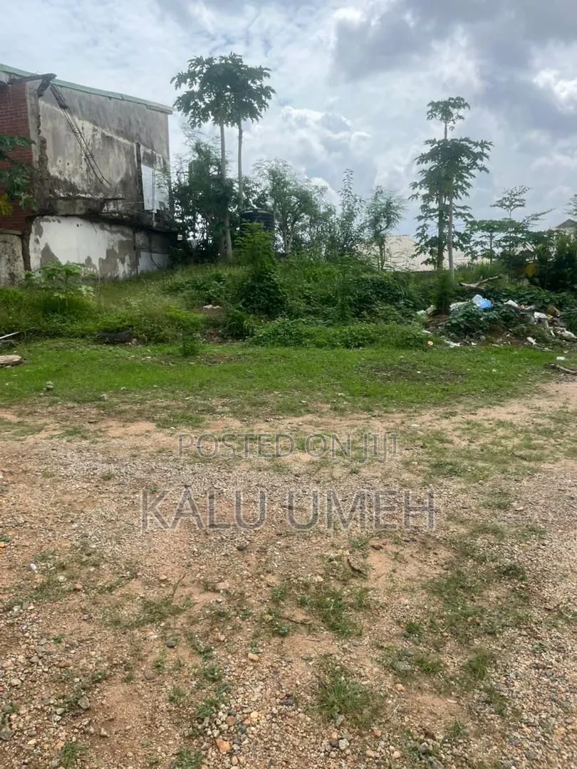 5 Bedroom Fully Detached Duplex With Bq in Idu Industrial