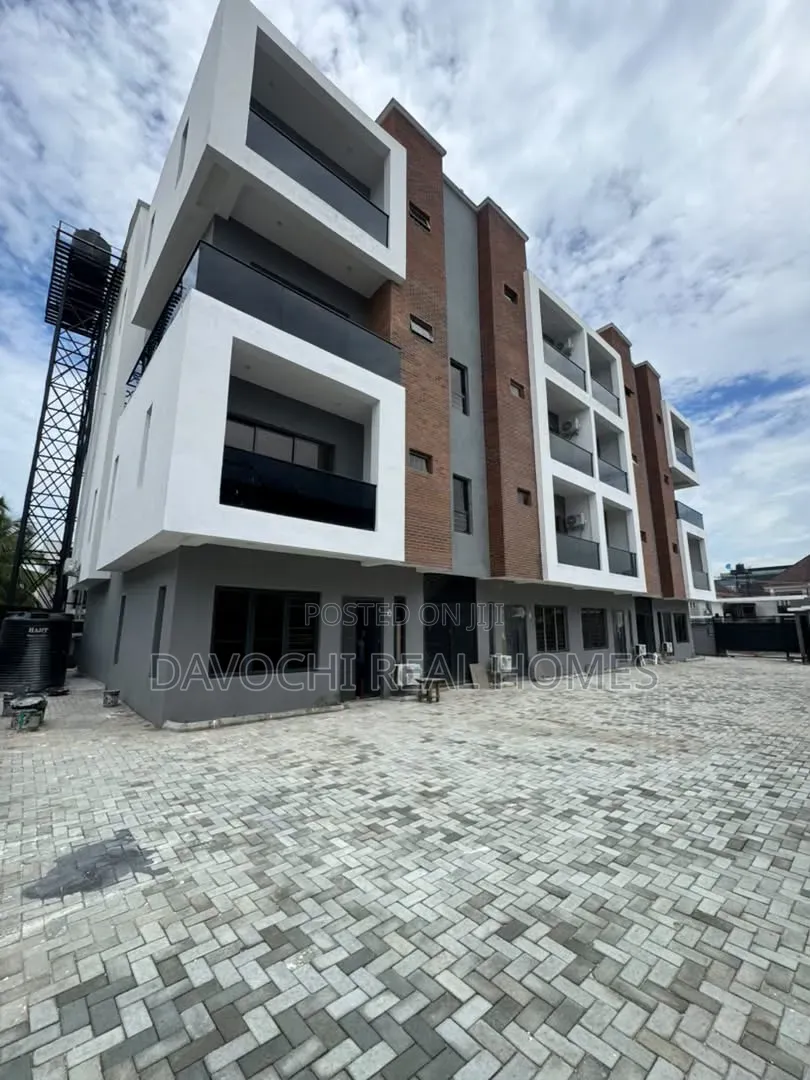 3bdrm Apartment in Lekki Phase 1 for rent in Lekki Phase 1