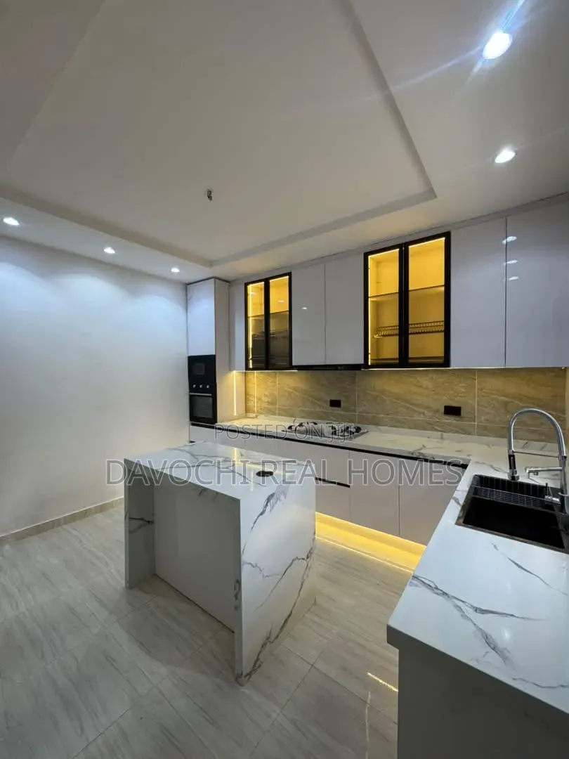 3bdrm Apartment in Lekki Phase 1 for rent in Lekki Phase 1