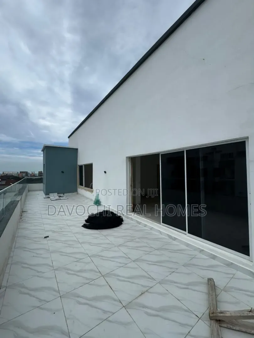 3bdrm Apartment in Ikate for sale in Ikate