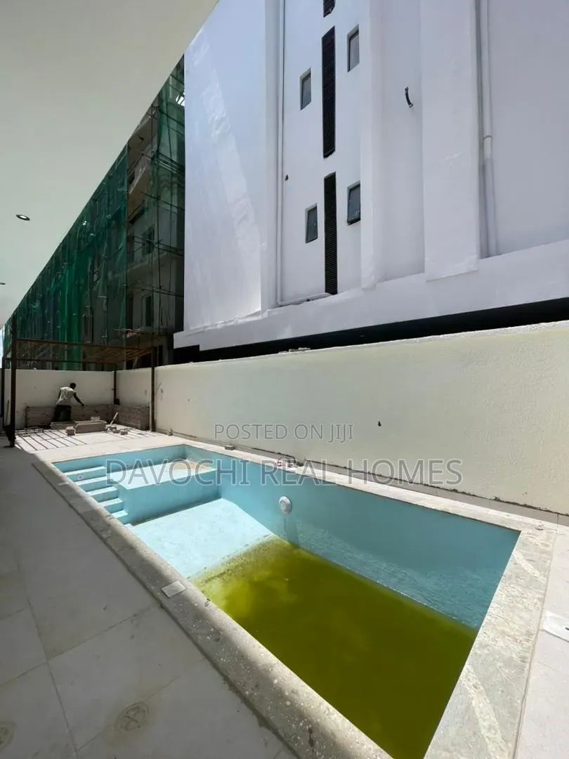 6bdrm Duplex in Lekki Phase 1 for sale in Lekki Phase 1