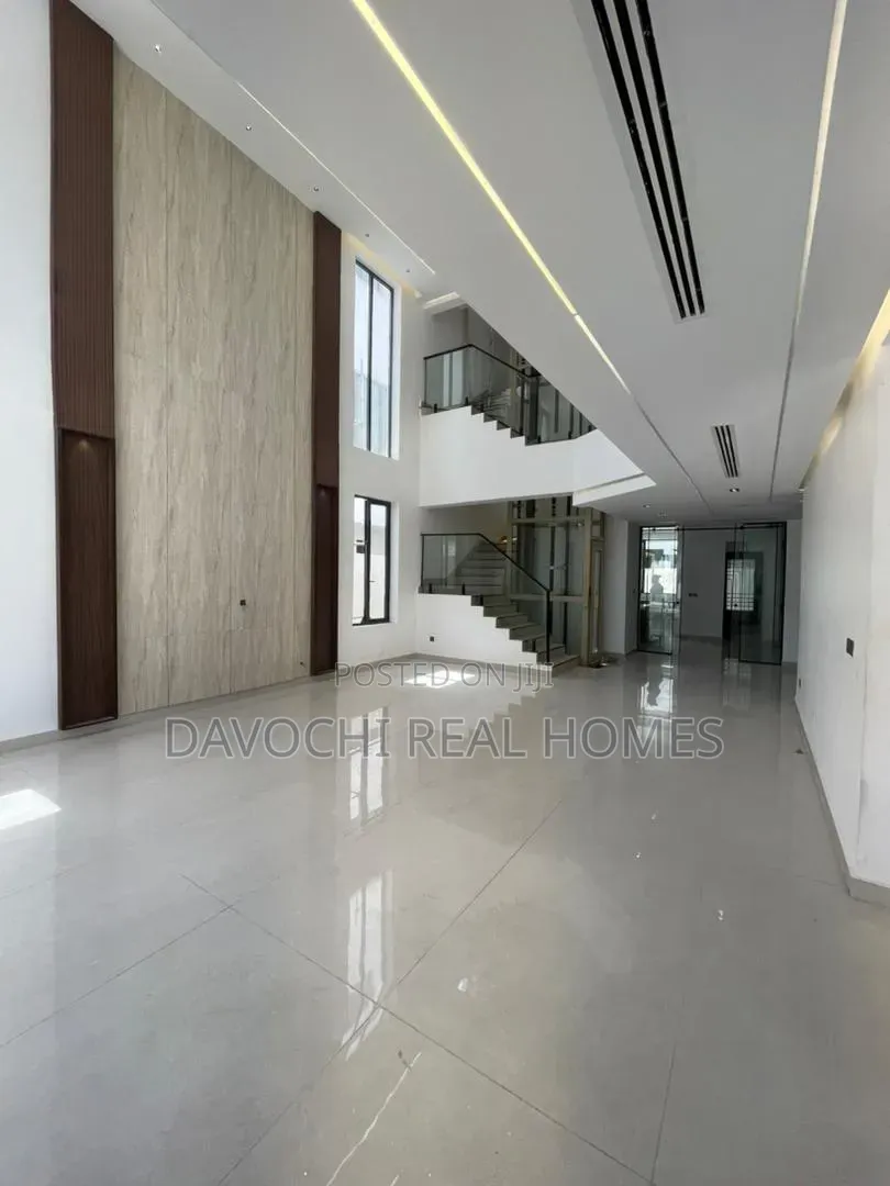 6bdrm Duplex in Lekki Phase 1 for sale in Lekki Phase 1