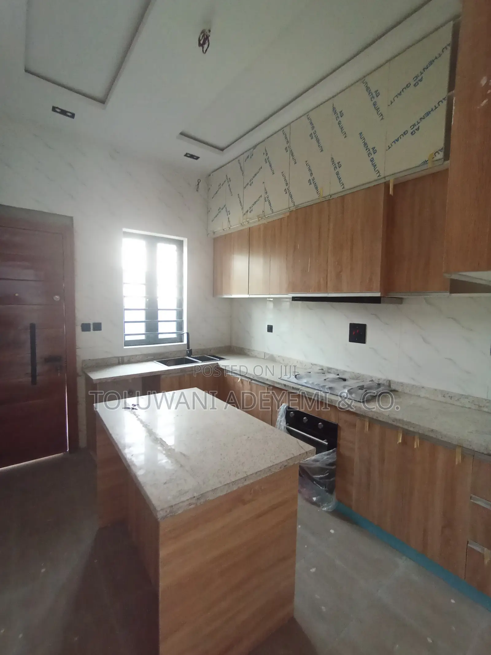 4bdrm Duplex in Ajah, Off Lekki-Epe Expressway for sale in Off Lekki-Epe Expressway