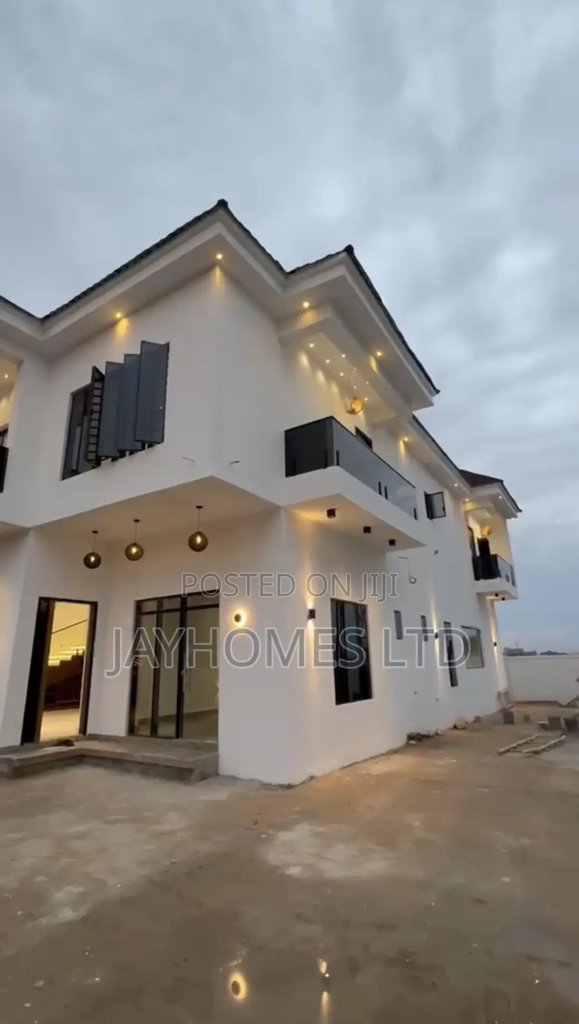 Luxury 4 Bedroom Duplex Wit Swiming Pool,24hrs Light for Sale in Asaba in Oshimili South
