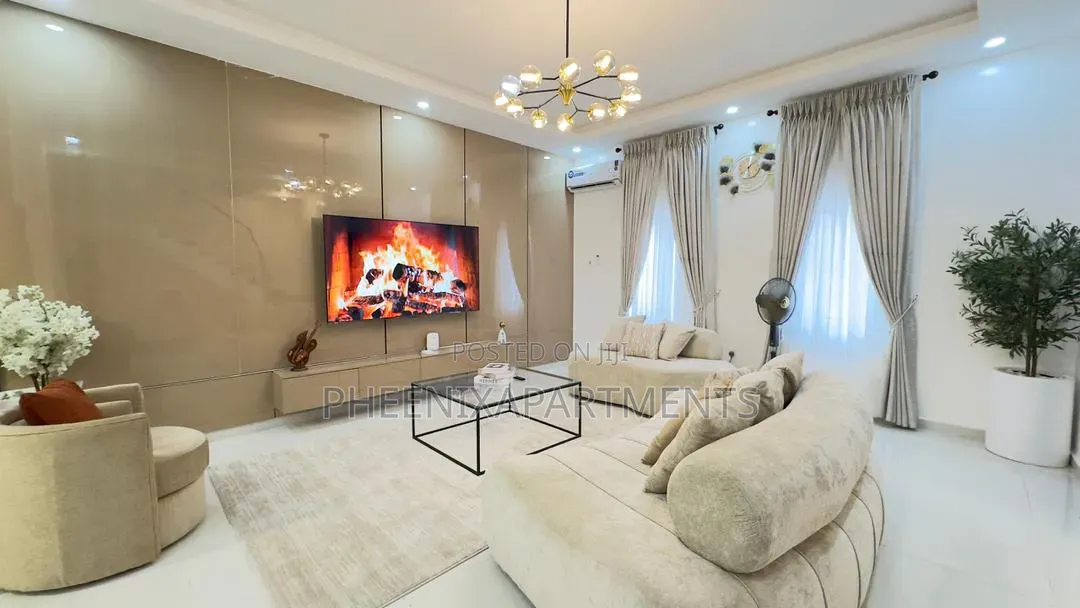3 Bedroom Short Let in Sangotedo