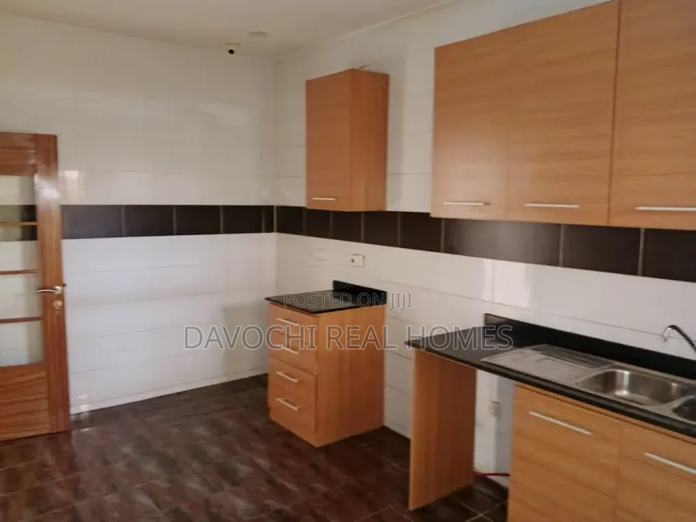 4bdrm Duplex in Badore for sale in Badore