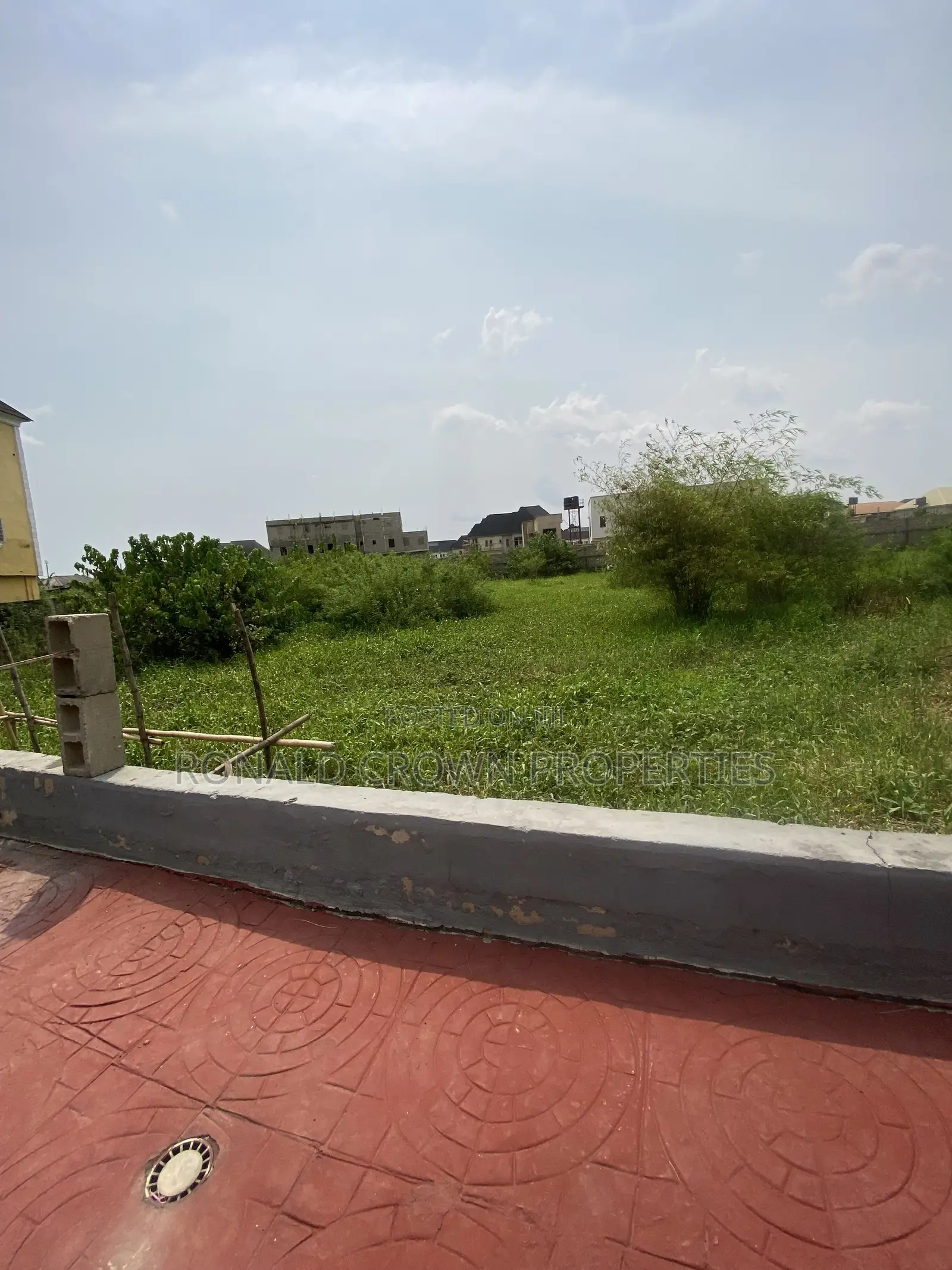 5 Plots of Land With in Bucknor
