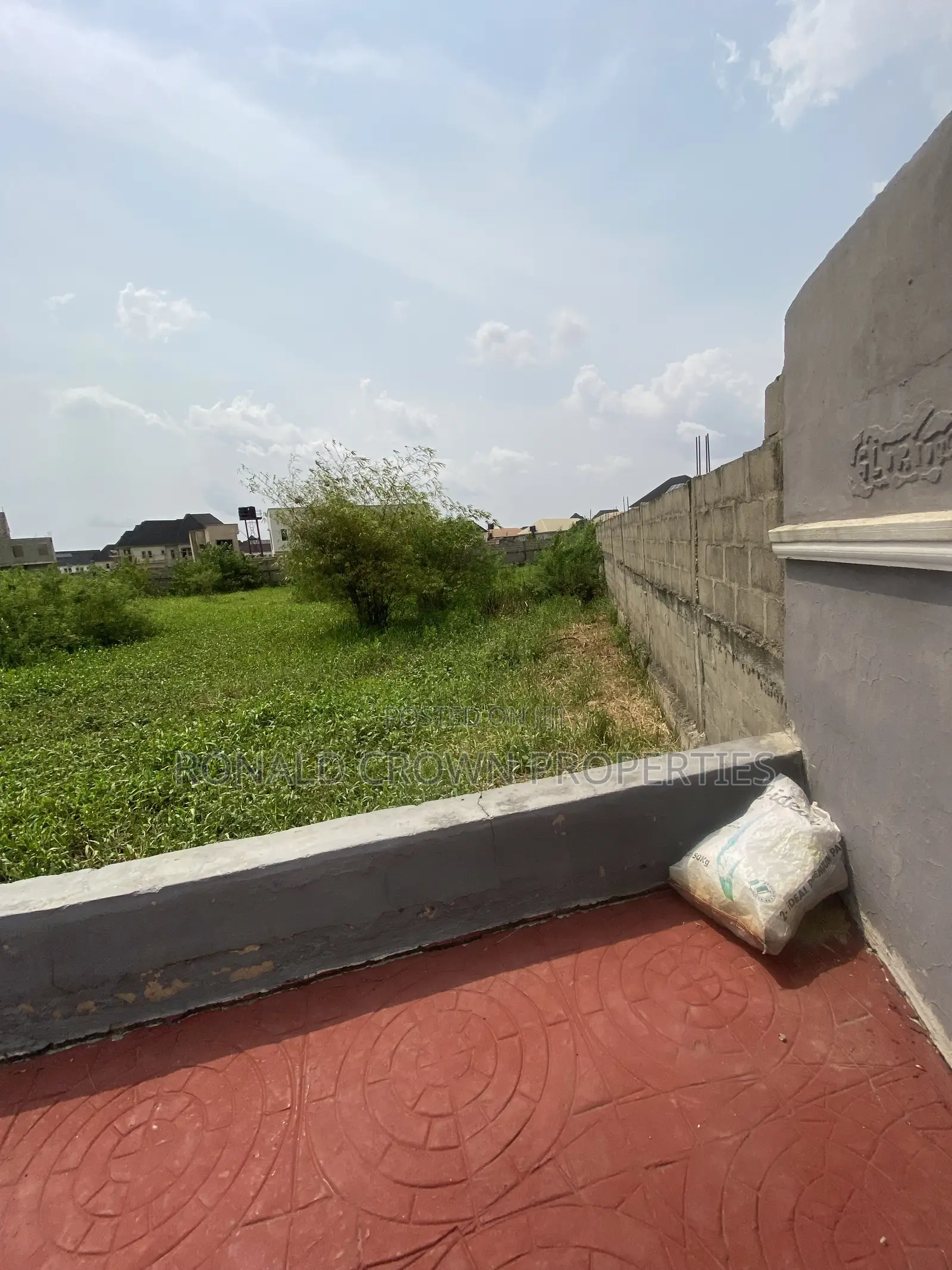 5 Plots of Land With in Bucknor