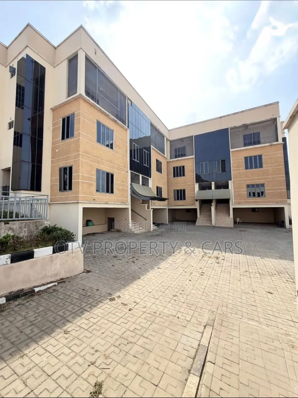 4bdrm Townhouse / Terrace in Maitama for rent in Maitama
