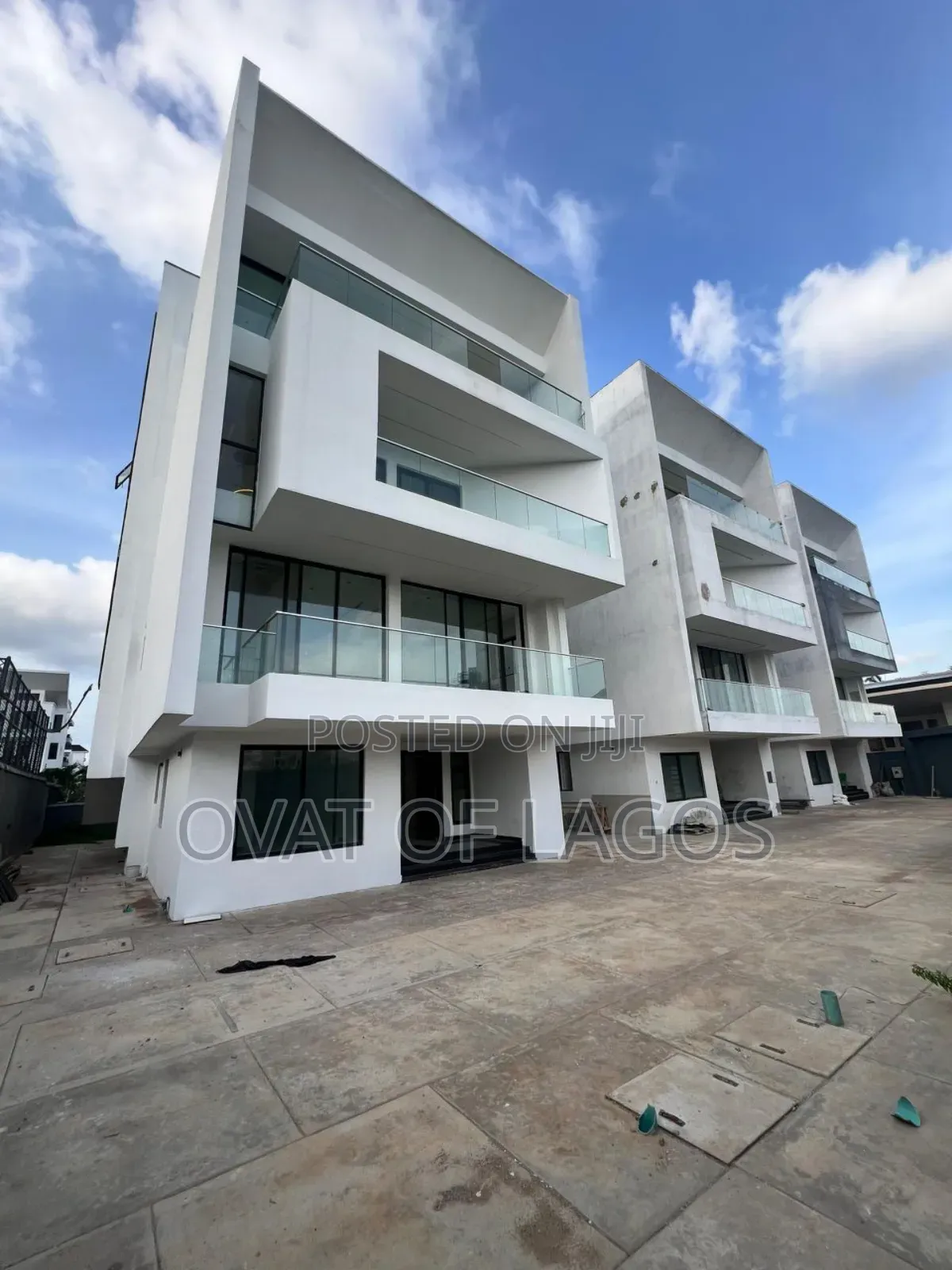 6bdrm Duplex in Banana Island for sale in Banana Island