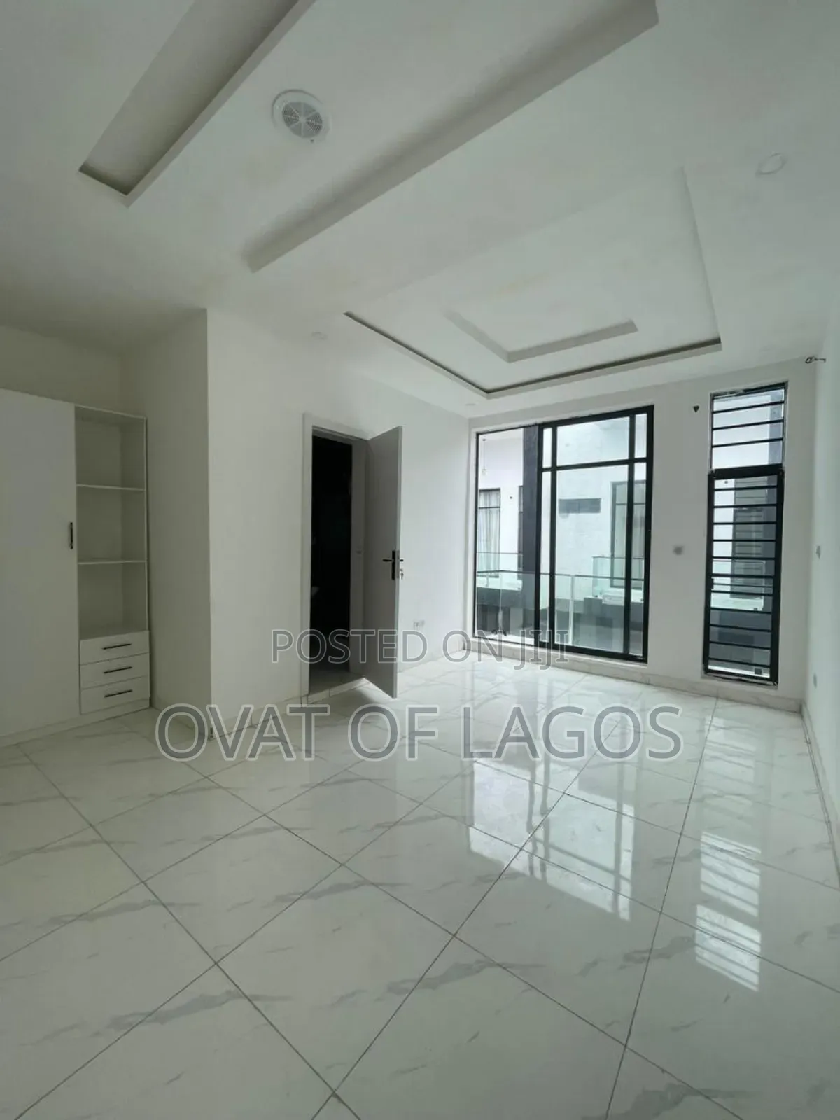 3bdrm Duplex in Ikota Villa Estate for rent in Ikota