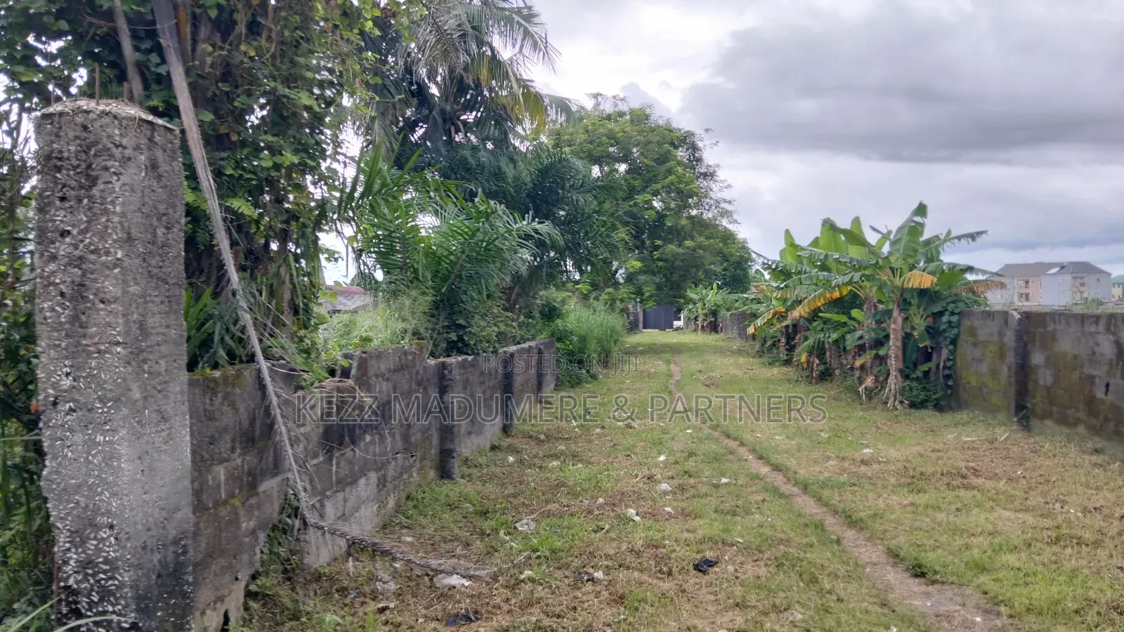 For Sale : 4 Plots Close to Secretariat , New Umuahia in Umuahia