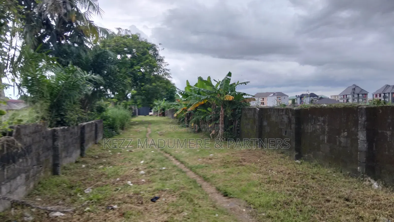 For Sale : 4 Plots Close to Secretariat , New Umuahia in Umuahia