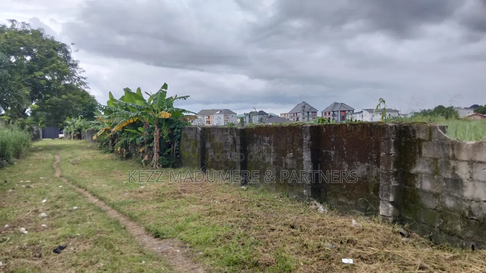 For Sale : 4 Plots Close to Secretariat , New Umuahia in Umuahia