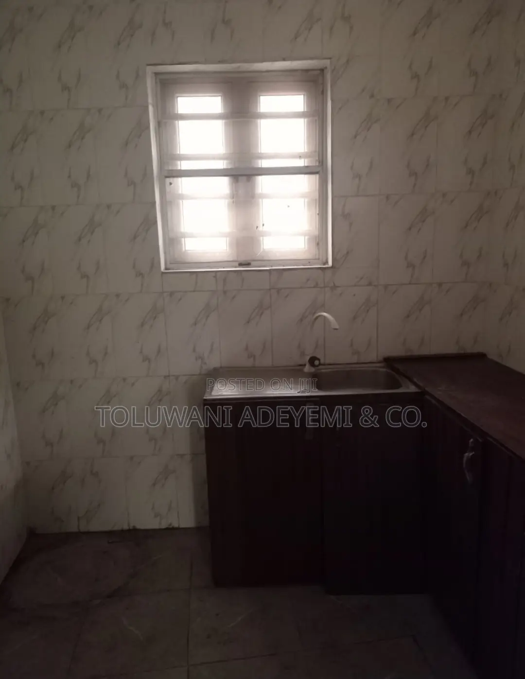 3bdrm Apartment in Ebute Metta for rent in Ebute Metta
