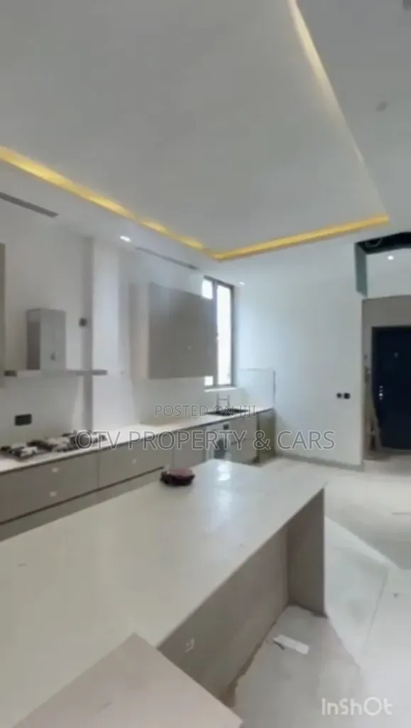5bdrm Duplex in Old Ikoyi for sale in Old Ikoyi