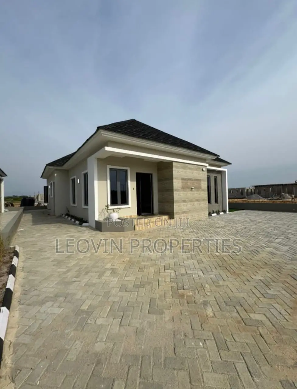 3bdrm Bungalow in Celebration Parkland, Eleko for sale in Eleko