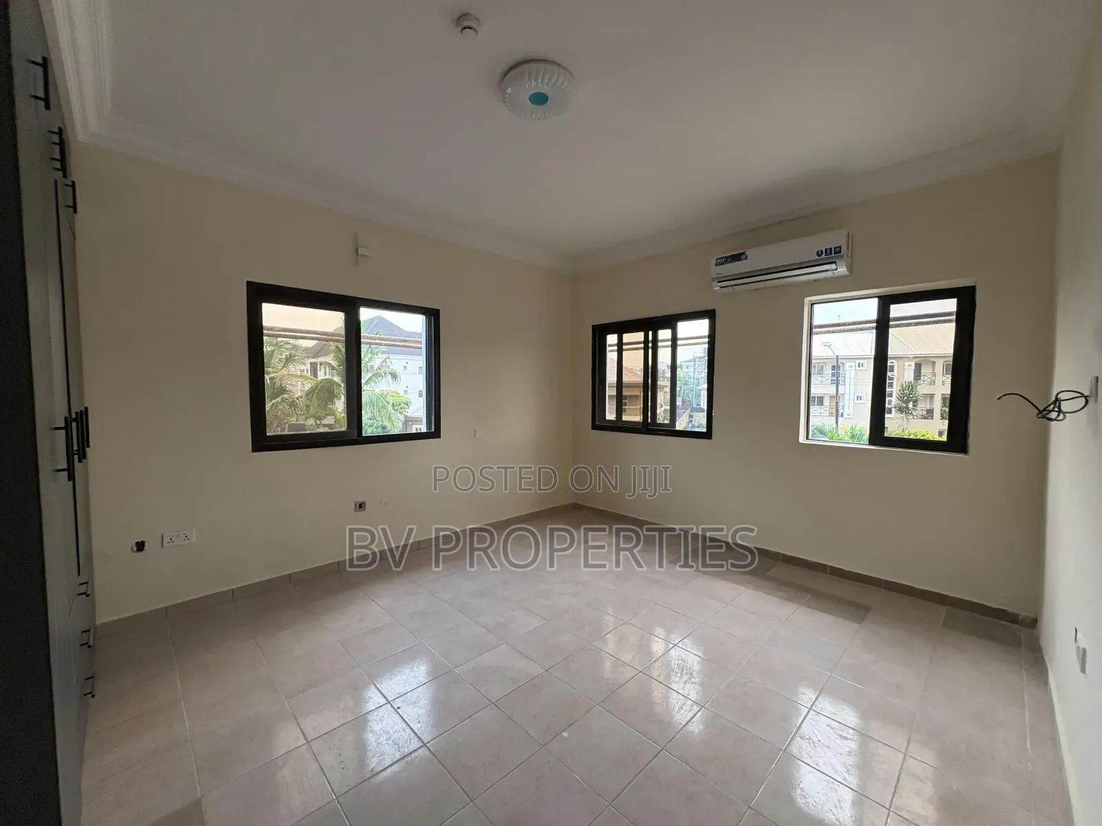 3bdrm Block of Flats in Lekki Phase 1 for rent in Lekki Phase 1