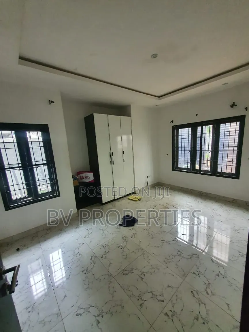 3bdrm Apartment in Lekki Phase 2 for rent in Lekki Phase 2
