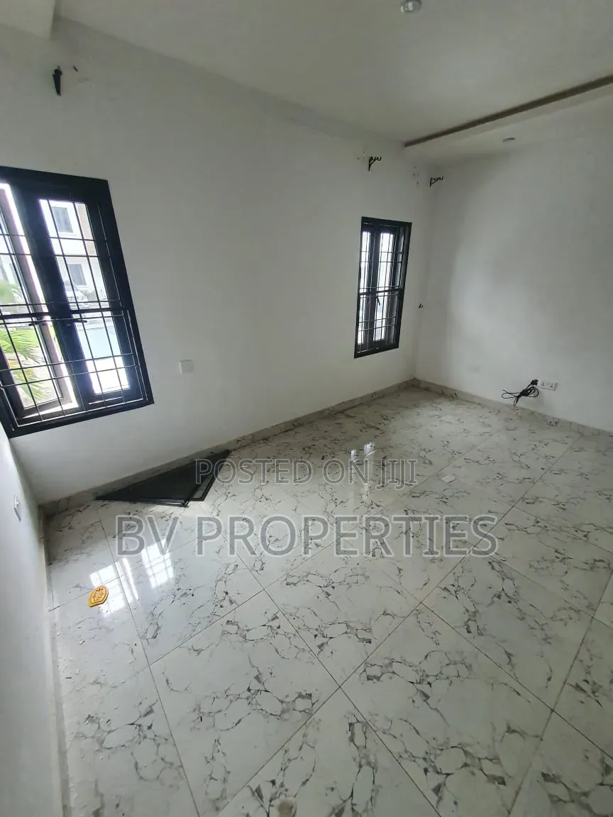 3bdrm Apartment in Lekki Phase 2 for rent in Lekki Phase 2