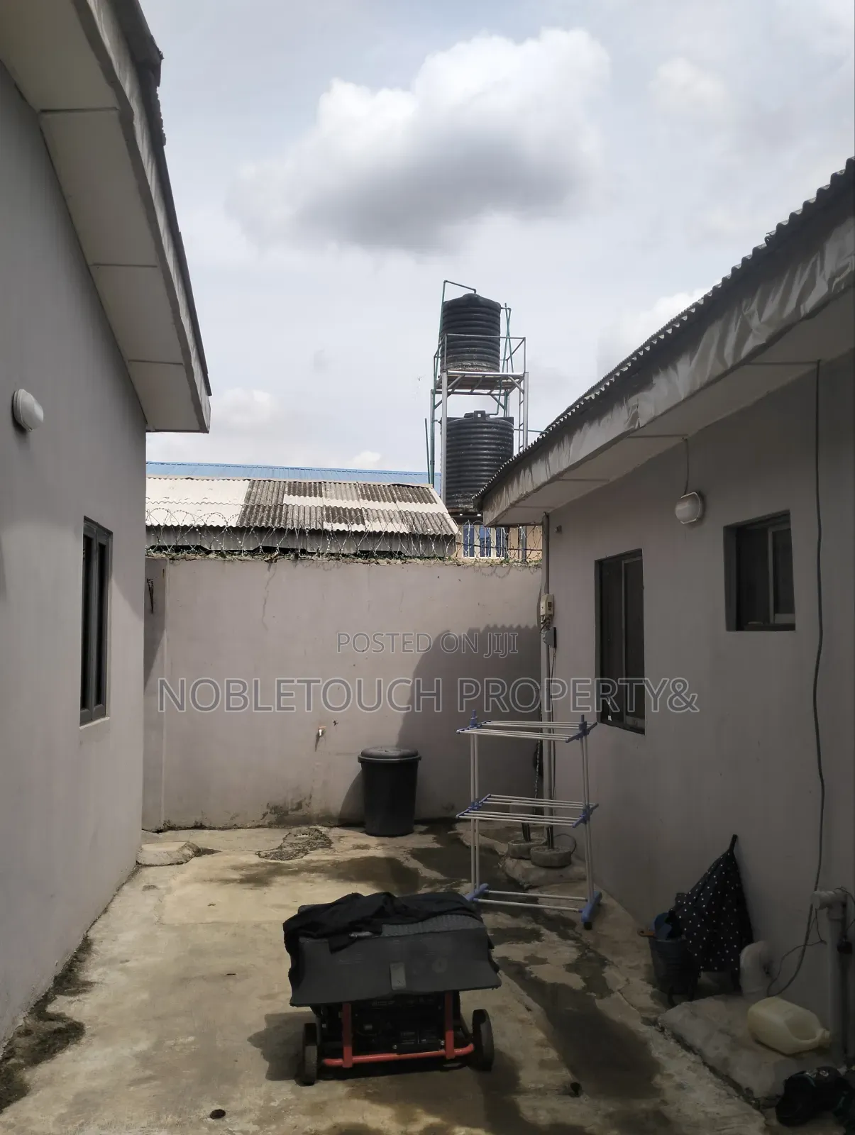 2bdrm Bungalow in Idimu Ejigbo Road for sale in Idimu