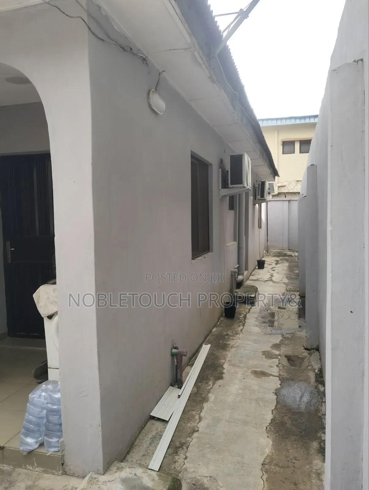 2bdrm Bungalow in Idimu Ejigbo Road for sale in Idimu