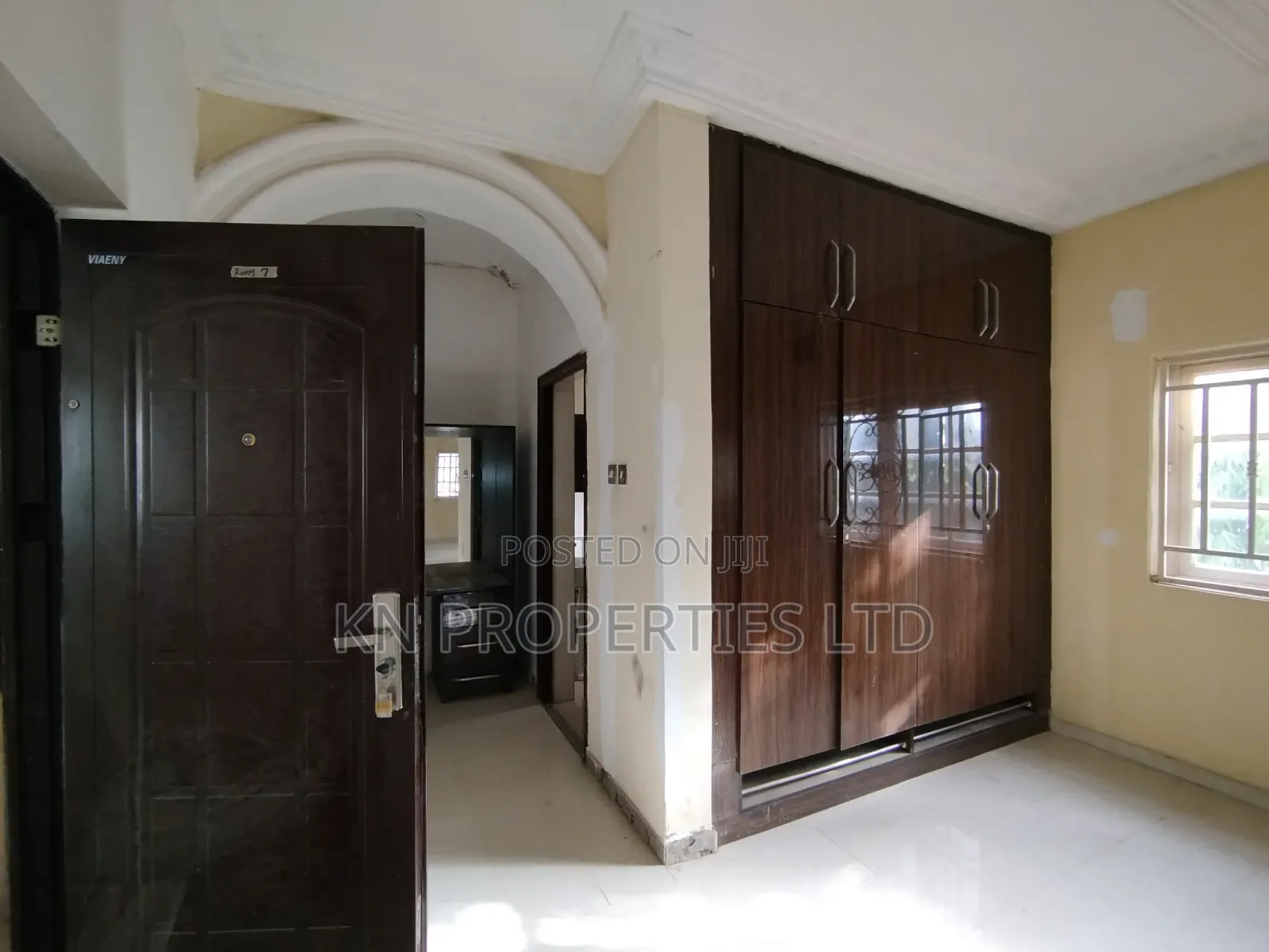 2bdrm Block of Flats in Apo for rent in Apo District
