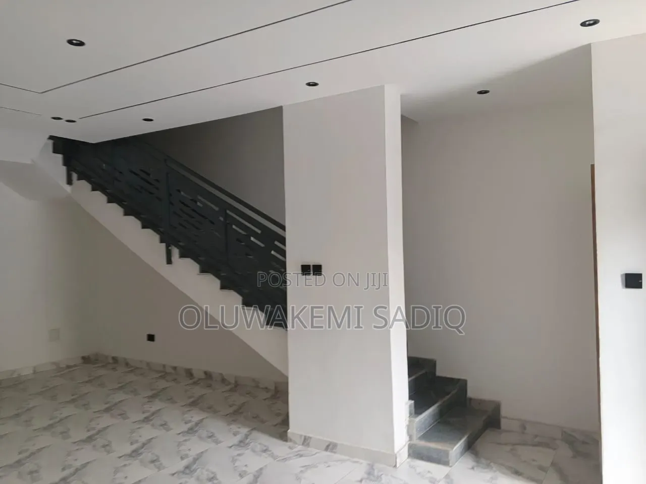 4bdrm House in Adeniyi Jones for sale in Adeniyi Jones