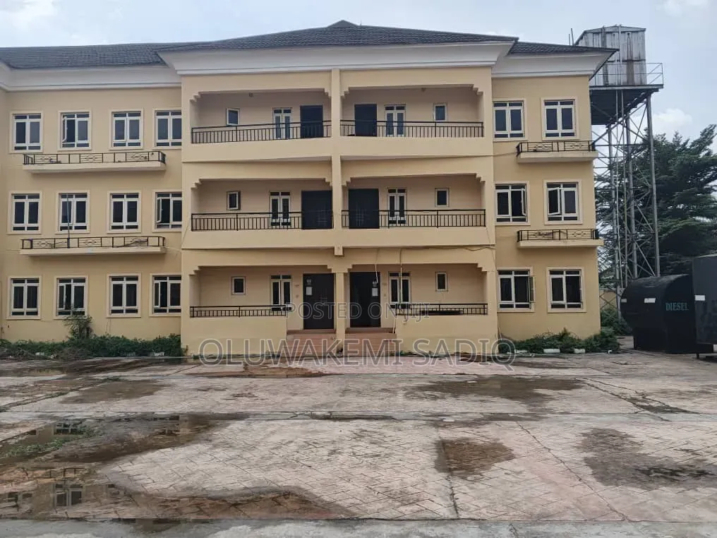 4bdrm Duplex in Ikeja Gra for rent in Ikeja GRA