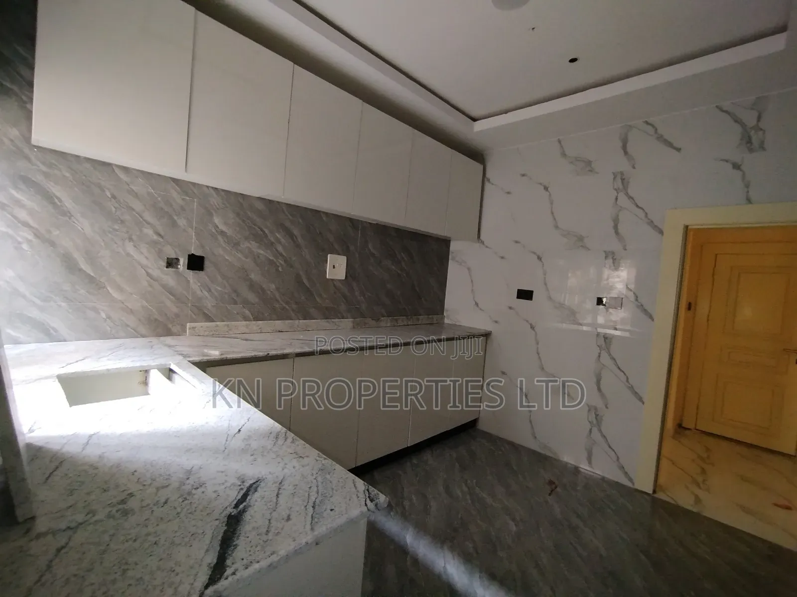 2bdrm Apartment in Apo for rent in Apo District