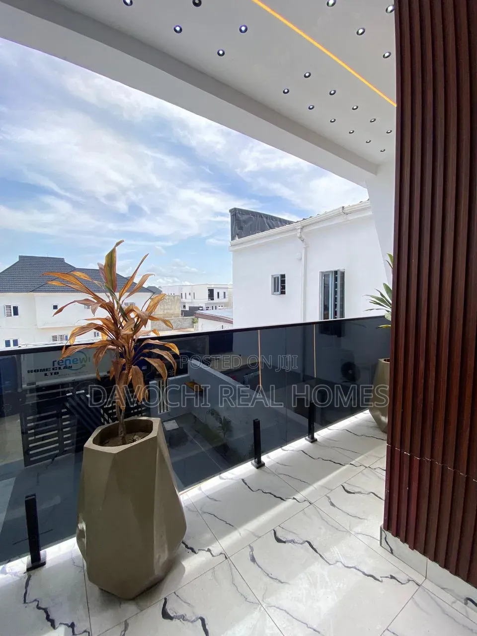 5bdrm Duplex in Ikota for sale in Ikota