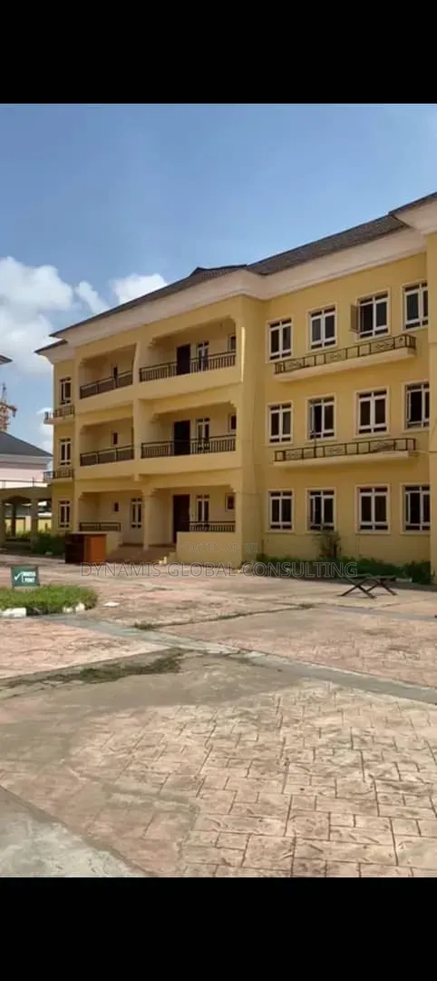 Furnished 4bdrm Townhouse / Terrace in Ikeja Gra for rent in Ikeja GRA