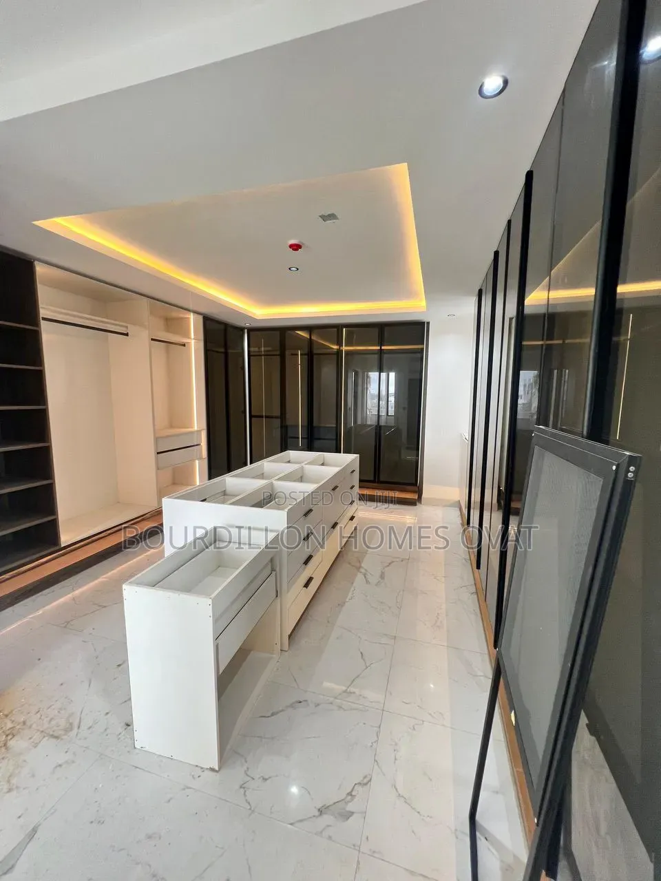 6bdrm Duplex in Banana Island Ikoyi for sale in Banana Island