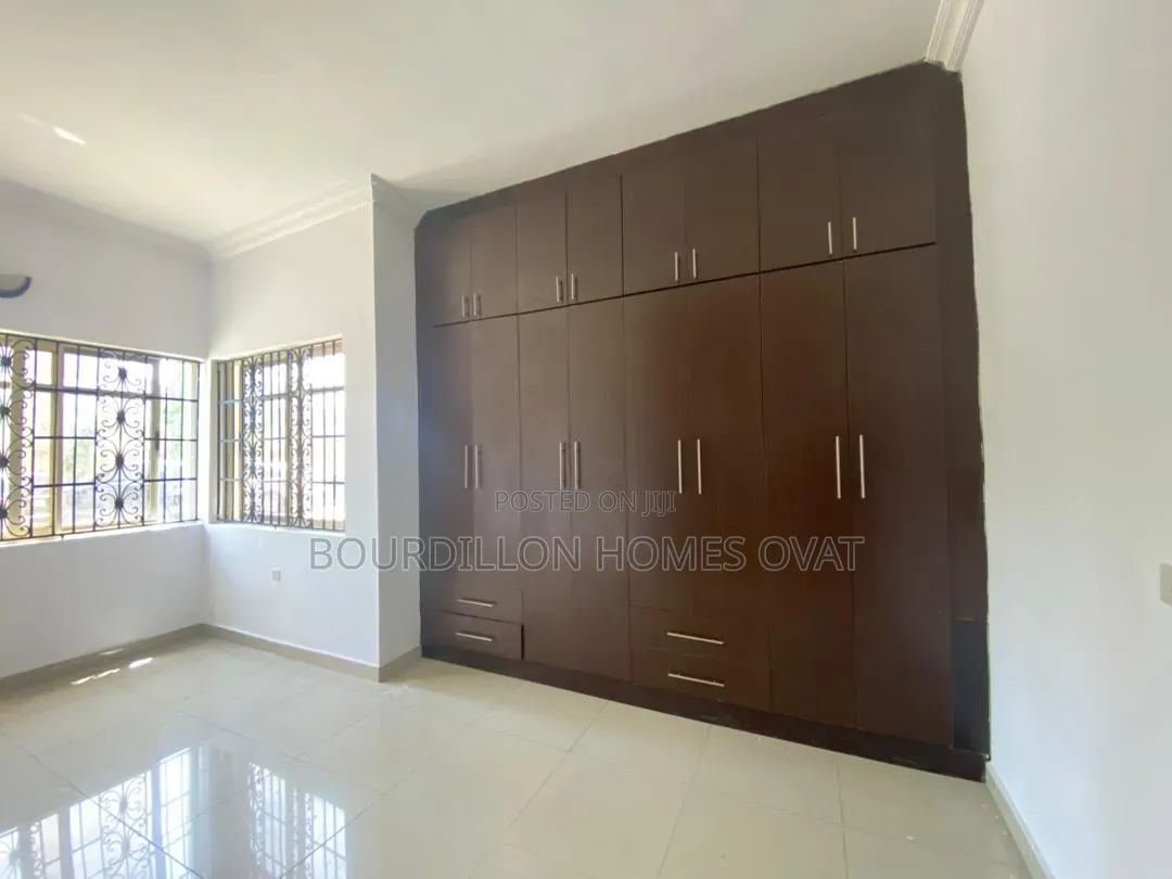 2bdrm Apartment in Ikate Lekki Lagos for rent in Ikate