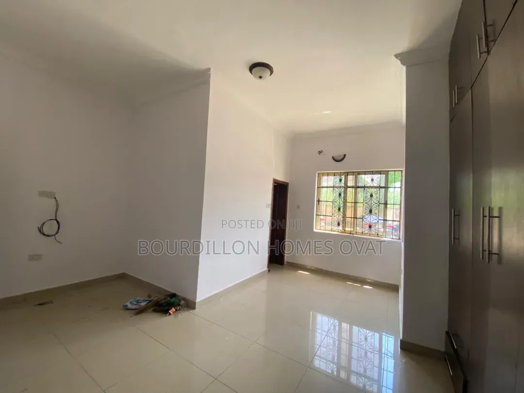 2bdrm Apartment in Ikate Lekki Lagos for rent in Ikate