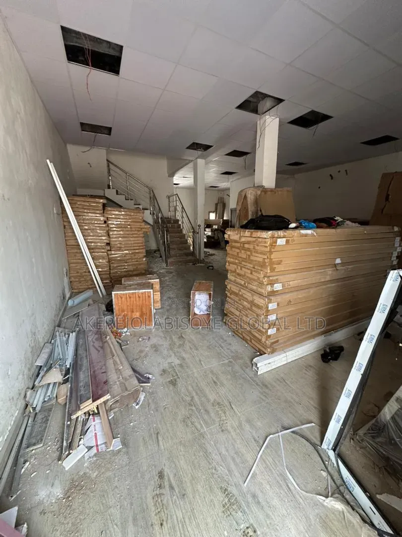 Office Space in Zone 4 / Wuse