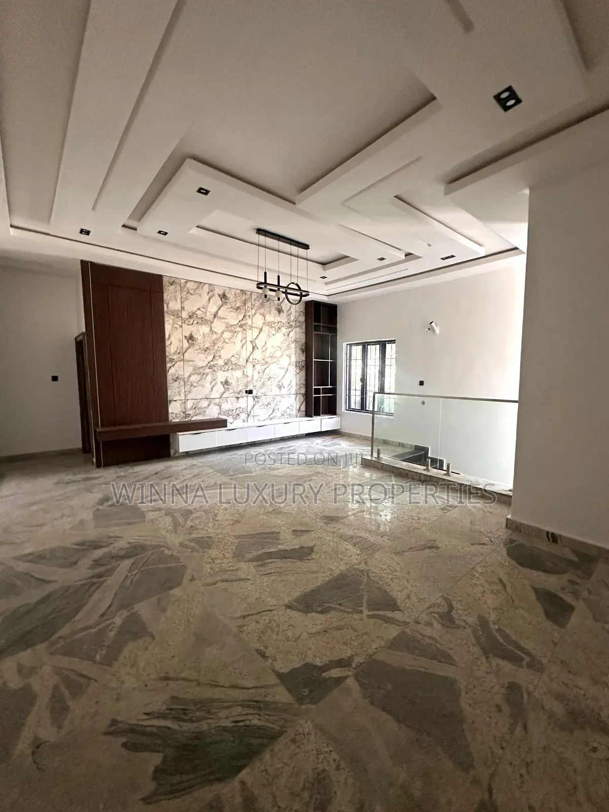 6bdrm Duplex in Gwarinpa Main for sale in Gwarinpa