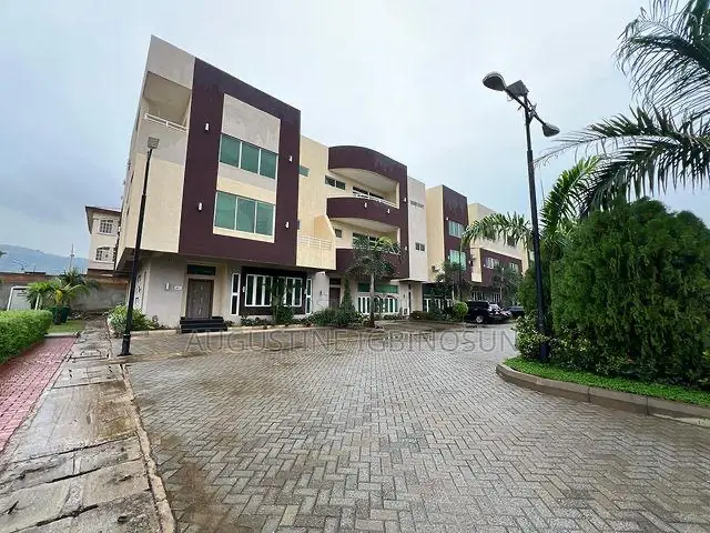 4bdrm Duplex in Katampe for sale in Katampe